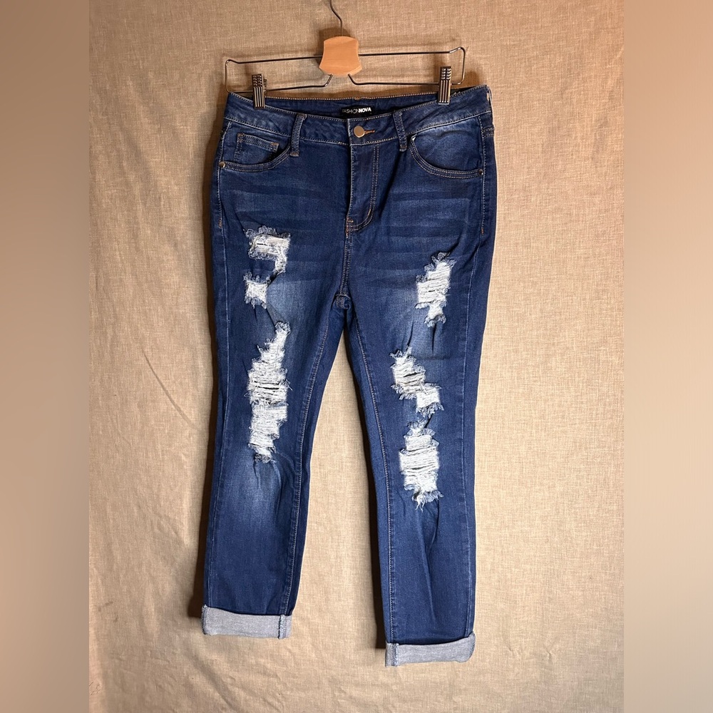 FASHION NOVA JEANS